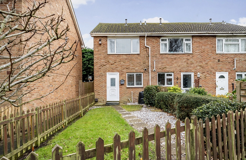 2 bedroom house for sale - Charles Avenue, Chichester, West Sussex, PO19 - Property View 1