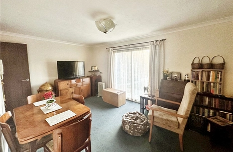 1 bedroom apartment for sale - Chalkwell Park Drive, Leigh-on-Sea, Essex, SS9 - Property View 2