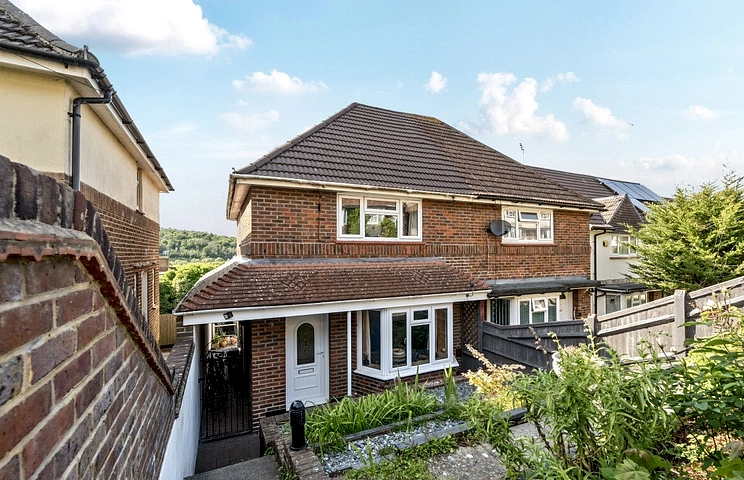 2 bedroom house for sale - Goodwood Way, Brighton, East Sussex, BN2