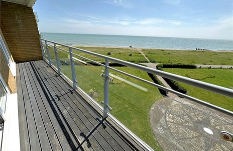 2 bedroom apartment for sale - San Diego Way, Eastbourne, East Sussex, BN23 - Property View 3