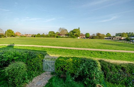 2 bedroom cottage for sale - The Green, Stowupland, Stowmarket, Suffolk, IP14 - Property View 3