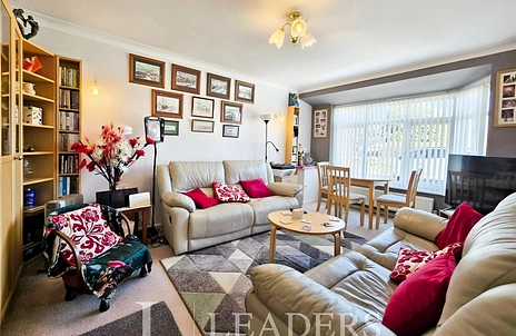 2 bedroom bungalow for sale - Bridgemary Road, Gosport, Hampshire, PO13 - Property View 3