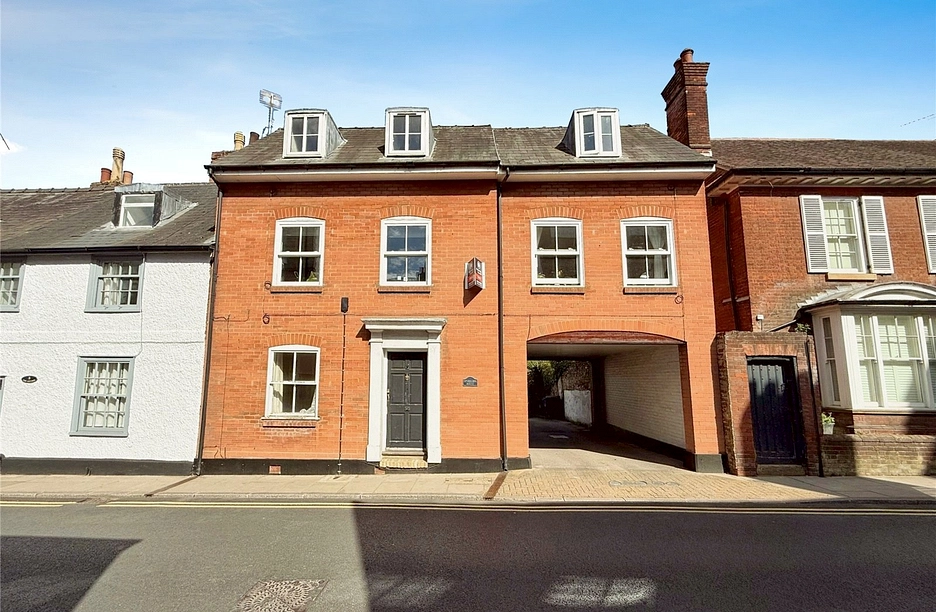 studio for sale - Sparhawk Street, Bury St. Edmunds, Suffolk, IP33 - Property View 1