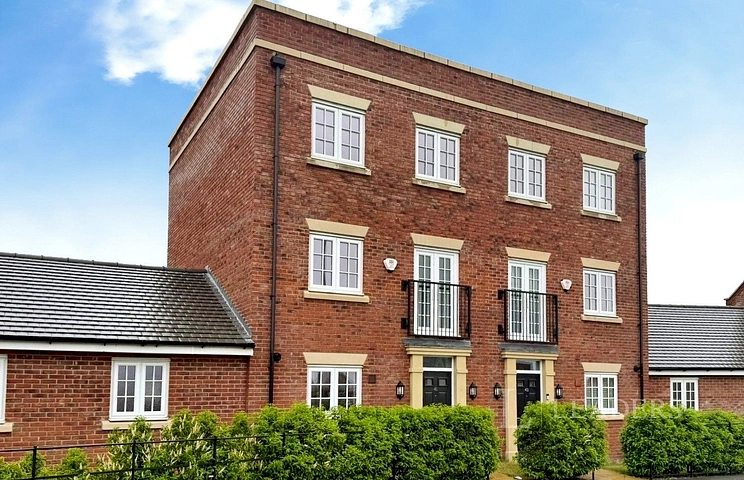 3 bedroom townhouse for sale - Meadow Road, Houghton Conquest, Bedford, Bedfordshire, MK45