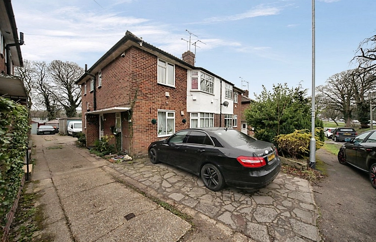 2 bedroom maisonette for sale - London Road, Dunstable, Bedfordshire, LU6
