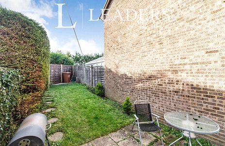 2 bedroom house for sale - Burns Close, Hitchin, Hertfordshire, SG4 - Property View 2