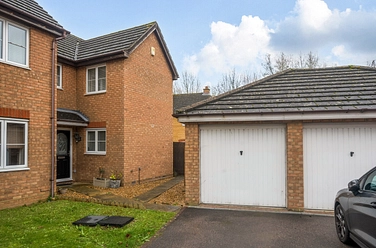3 bedroom house for sale - Tolkien Close, Bedford, Bedfordshire, MK41