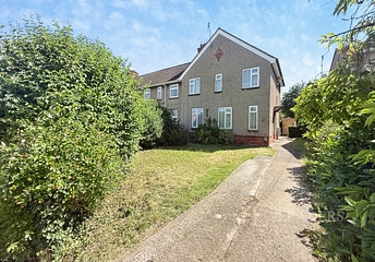 3 bedroom house for sale - The Close, Clapham, Bedford, Bedfordshire, MK41 - Property View 1