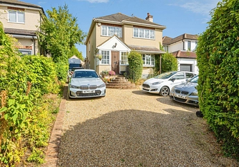 4 bed house for rent in Northampton Road, Bromham, Bedford, Bedfordshire, MK43