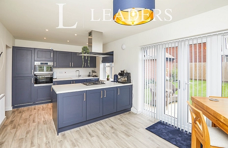 4 bedroom house to rent - Foster Close, Mickleover, DE3 - Property View 3