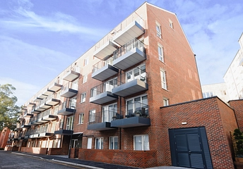 2 bedroom apartment to rent - Carriage House, Morton Peto Road, Bishops Stortford, CM23 - Property View 1