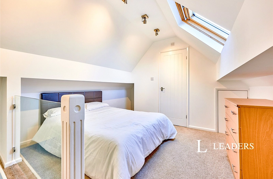 1 bedroom property to rent - Kingfisher Way, Bishops Stortford, Hertfordshire, CM23 - Property View 1