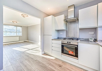 2 bedroom maisonette to rent - Bryan Road, Bishop's Stortford, Hertfordshire, CM23 - Property View 1