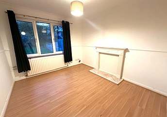 1 bedroom apartment to rent - Torridge Gardens, West End, Southampton, SO18 - Property View 1