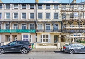 2 bed property for rent in Second Floor Flat, 5 Albert Road, Bognor Regis, PO21