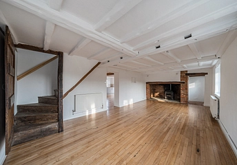 4 bedroom house for sale - Clay Lane, Chichester, West Sussex, PO18 - Property View 1