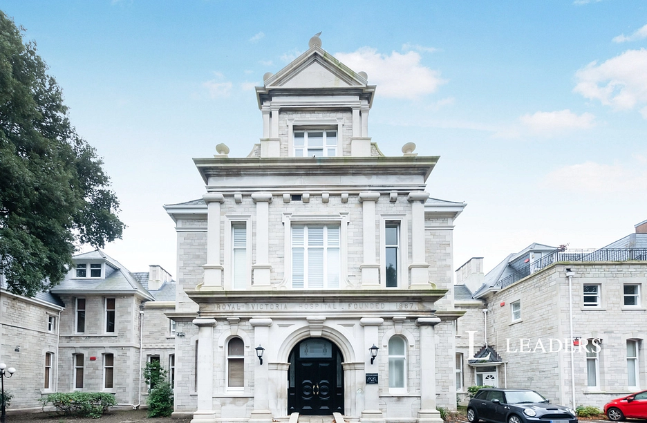 2 bedroom apartment to rent - Poole Road, Bournemouth, BH4 - Property View 1