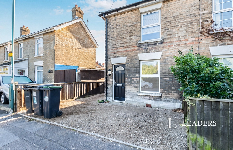 house to rent - North Road, BH7