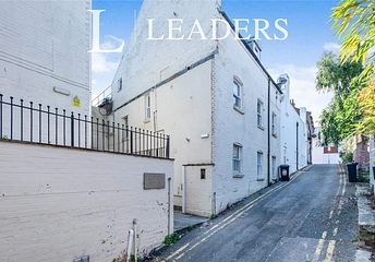 3 bedroom apartment to rent - Richley House, Mannington Place, Bournemouth, BH2 - Property View 1