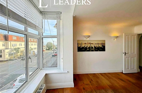 2 bedroom apartment to rent - Burnaby Road, Bournemouth, Dorset, BH4 - Property View 2