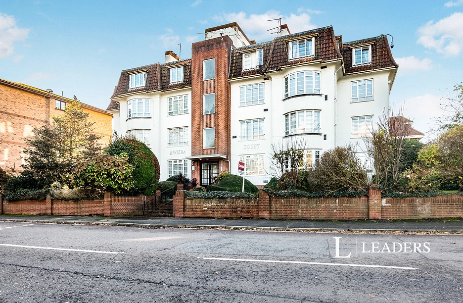 3 bedroom apartment to rent - Suffolk Road, Bournemouth, Dorset, BH2 - Property View 1