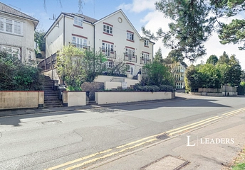 4 bedroom house to rent - Surrey Road, Bournemouth, Dorset, BH4 - Property View 1