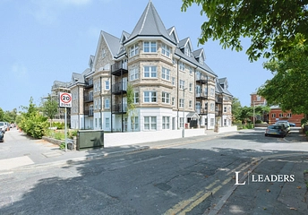 2 bed flat/apartment for rent in Hahnemman Road, Bournemouth, Dorset, BH2