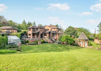 4 bed house for rent in Birches Lane, Alvechurch, Birmingham, Worcestershire, B48