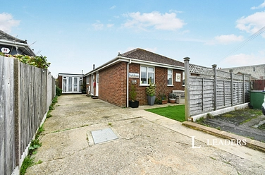 1 bedroom property to rent - Gladys Avenue, BN10