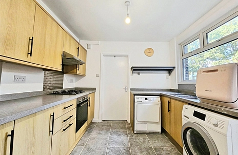 2 bedroom apartment for sale - Birkbeck Road, Beckenham, BR3 - Property View 3