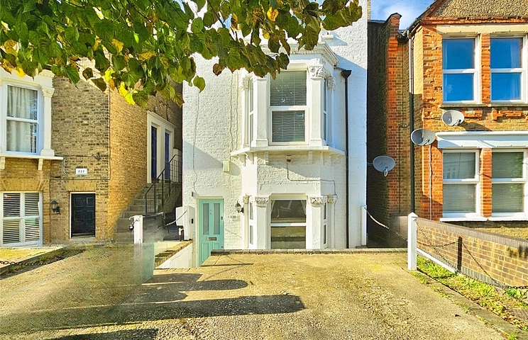 2 bedroom apartment for sale - Birkbeck Road, Beckenham, BR3