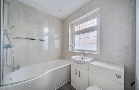 2 bedroom apartment to rent - Dainton Close, Upper Park Road, Bromley, BR1 - Property View 3