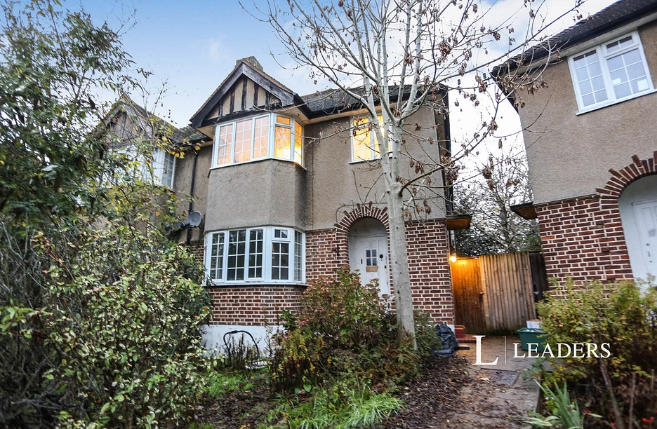 2 bedroom maisonette to rent - Ethelbert Close, Bromley, BR1 - Property View 1