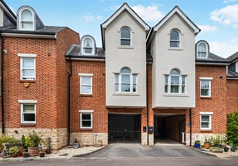 3 bedroom house to rent - Sandmartin Close, Buckingham, Buckinghamshire, MK18 - Property View 1