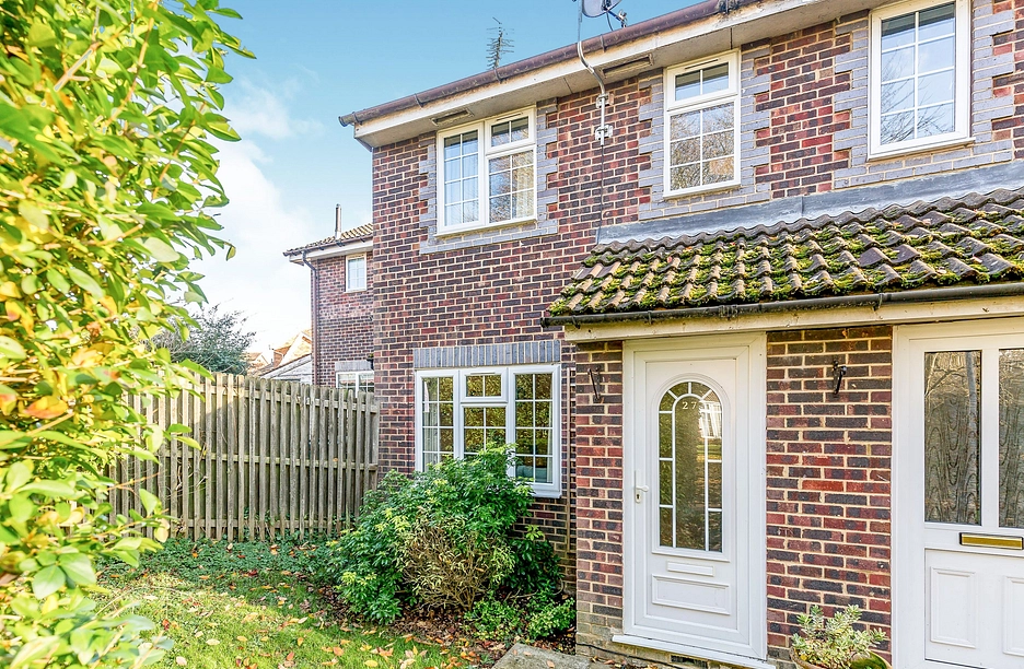 2 bedroom house to rent - Akister Close, Buckingham, MK18 - Property View 1