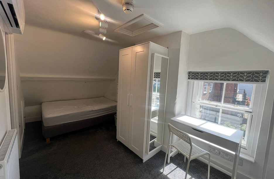 1 bedroom property to rent - Market Hill, Buckingham, Buckinghamshire, MK18 - Property View 1