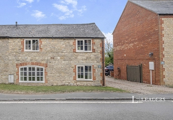 3 bedroom house to rent - The Avenue, Whitfield, Brackley, Northamptonshire, NN13 - Property View 1
