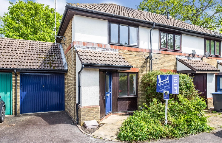 2 bedroom house to rent - Mayhouse Road, Burgess Hill, West Sussex, RH15