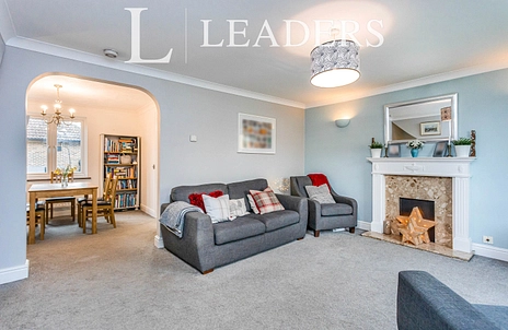 4 bedroom house to rent - Elwood Close, RH15 - Property View 2