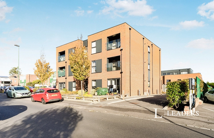2 bedroom apartment to rent - Victoria Road, Burgess Hill, West Sussex, RH15