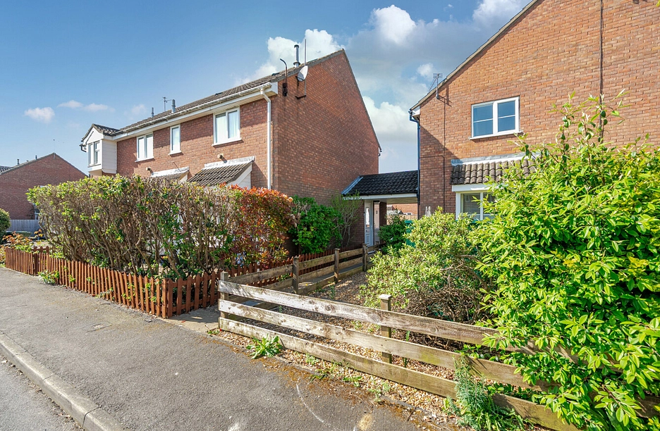 2 bedroom house for sale - Reynolds Close, St. Ives, Cambridgeshire, PE27 - Property View 1