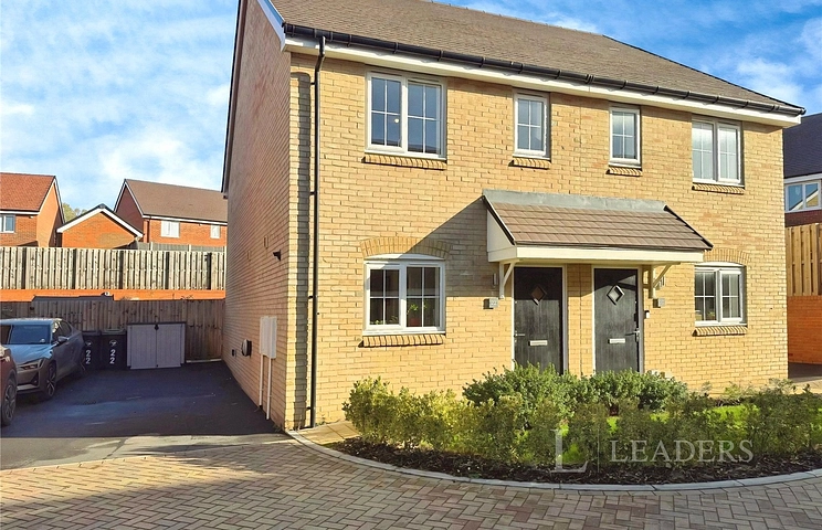 2 bedroom house for sale - Basil Way, Saffron Walden, Essex, CB11
