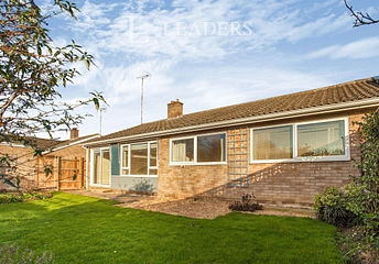 3 bedroom bungalow to rent - De Freville Road, Great Shelford, Cambridge, CB22 - Property View 1
