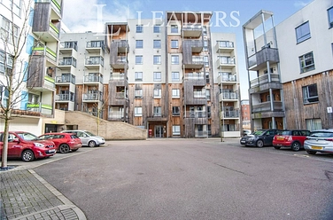 1 bedroom apartment to rent - Glenalmond Avenue, Cambridge, CB2