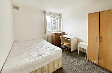 house to rent - Crowland Way, Cambridge, Cambridgeshire, CB4 - Property View 2