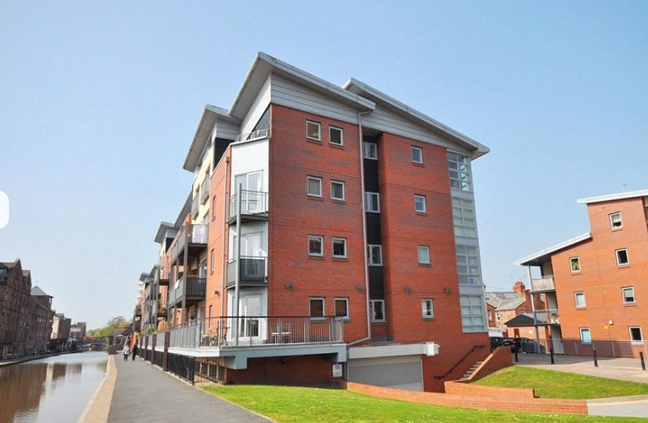 2 bedroom apartment for sale - Shot Tower Close, Chester, Cheshire, CH1 - Property View 1