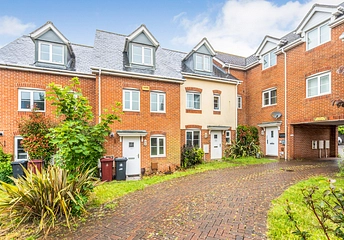4 bedroom house to rent - Bostock Road, Chichester, PO19 - Property View 1