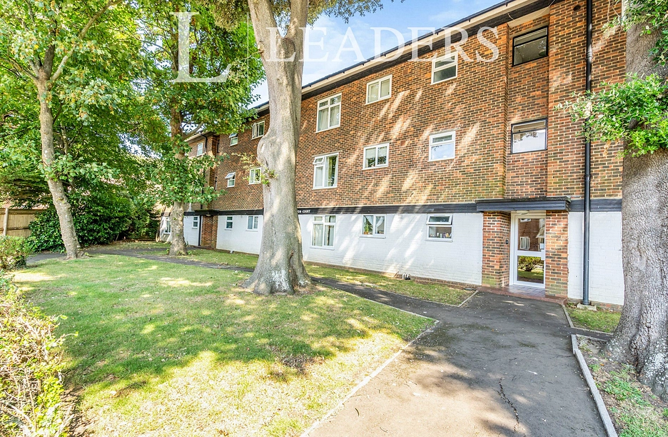2 bedroom apartment to rent - Bayton Court, Velyn Avenue, Chichester, PO19 - Property View 1