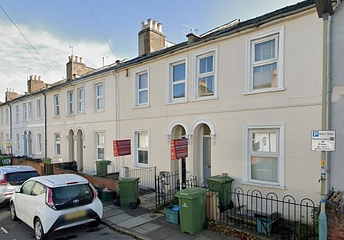 5 bedroom house to rent - Courtenay Street, Cheltenham, GL50 - Property View 1