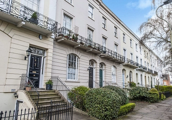 3 bedroom apartment to rent - Clarence Square, Cheltenham, GL50 - Property View 1